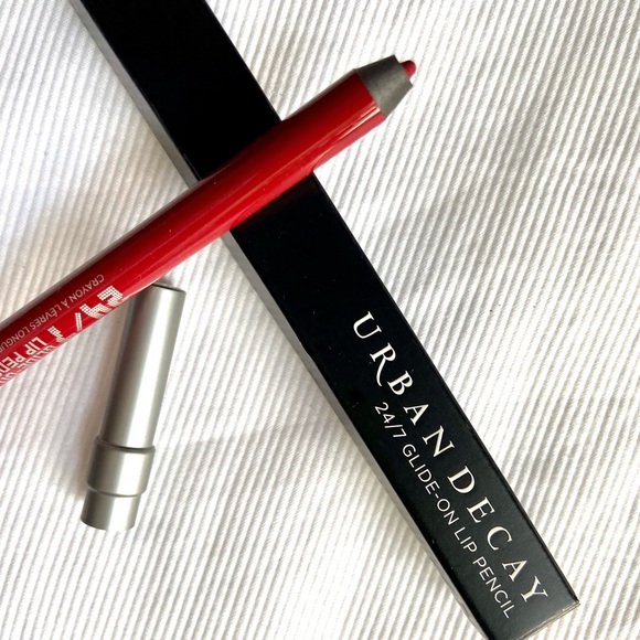NIB Urban Decay Pulp Fiction 24/7 Glide-On Lip Pencil in Mrs. Mia Wallace - Picture 3 of 5